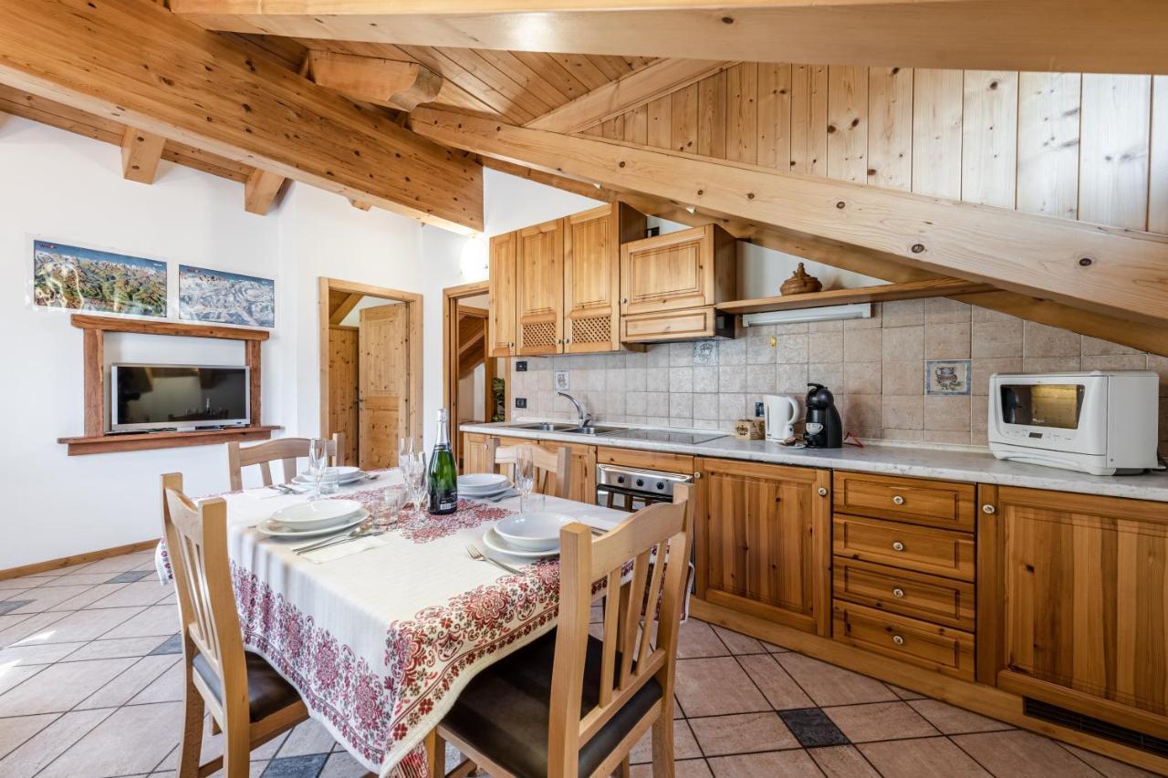 Villetta Val Di Sole コンメッツァドゥーラ エクステリア 写真