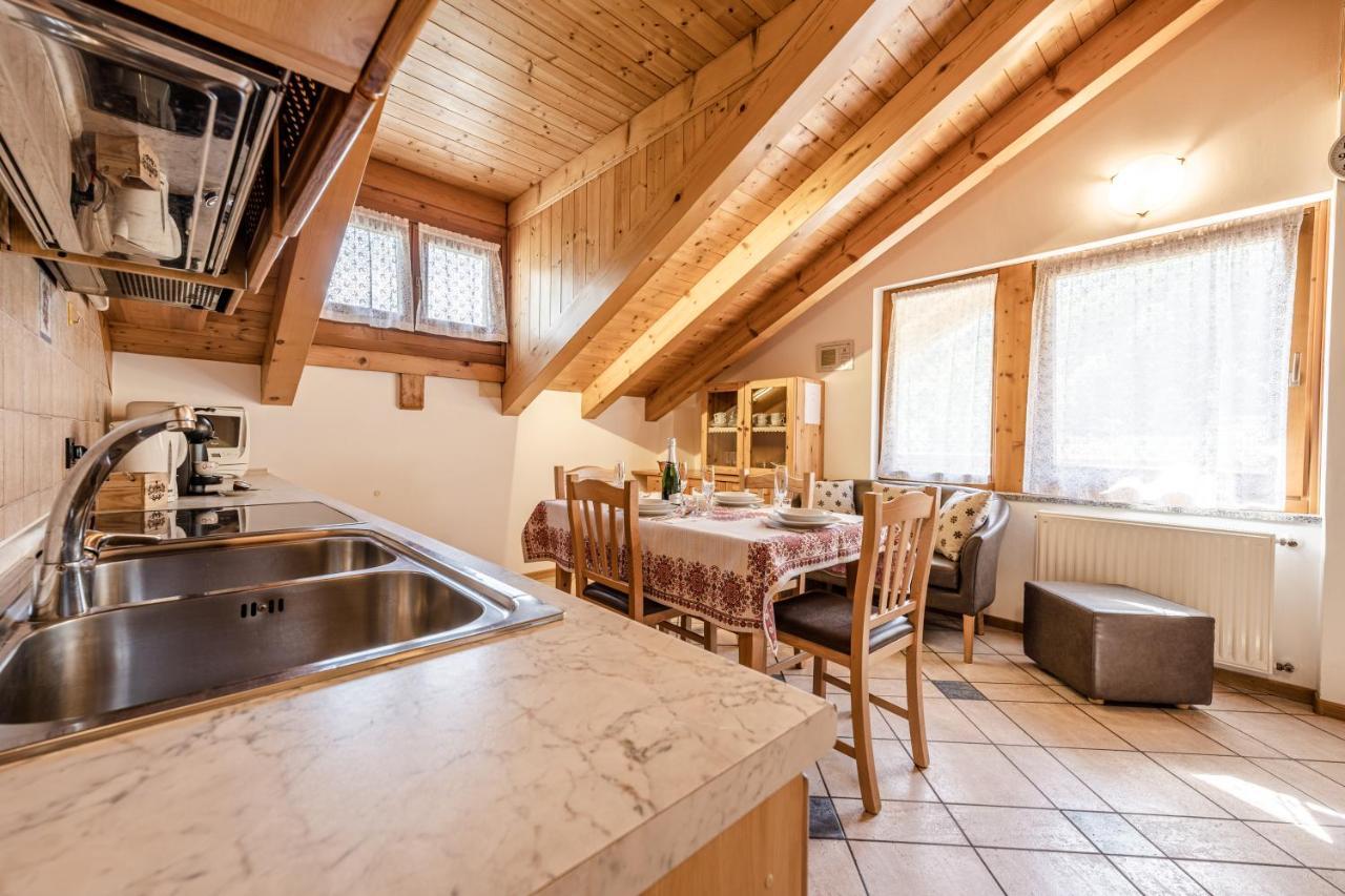 Villetta Val Di Sole コンメッツァドゥーラ エクステリア 写真