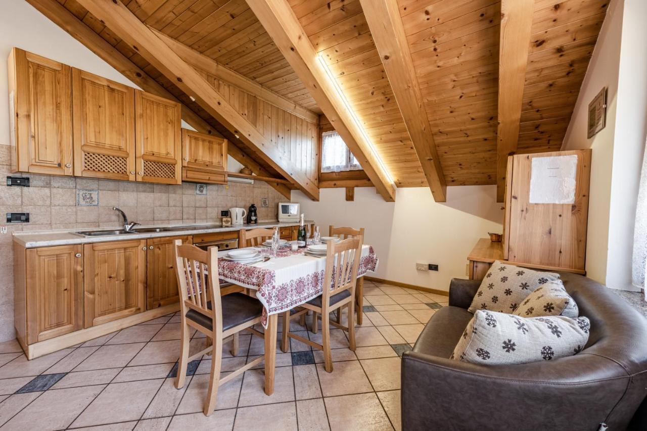Villetta Val Di Sole コンメッツァドゥーラ エクステリア 写真
