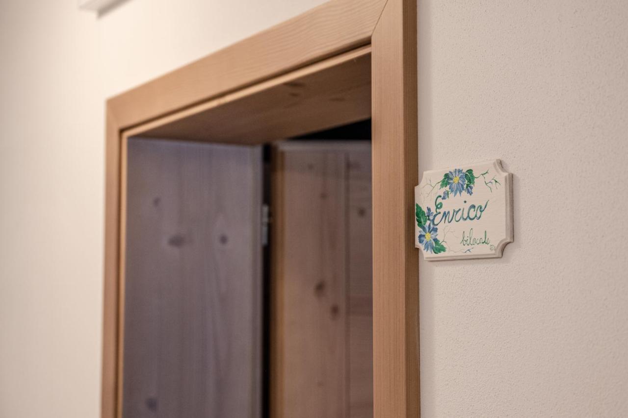 Villetta Val Di Sole コンメッツァドゥーラ エクステリア 写真