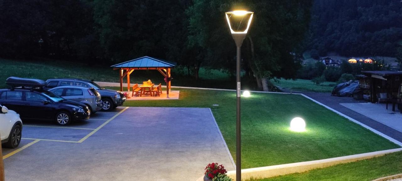 Villetta Val Di Sole コンメッツァドゥーラ エクステリア 写真